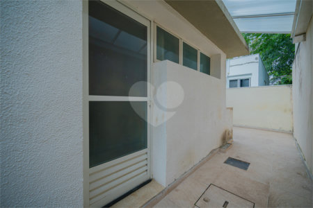 Casa à venda com 3 quartos, sendo 1 suíte,  no condomínio Queluz Vita - Casas, Cotia - SP