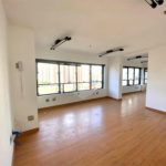 SALA COMERCIAL 55m2 Á VENDA NA VILA MARIANA (LADO DIREITO)