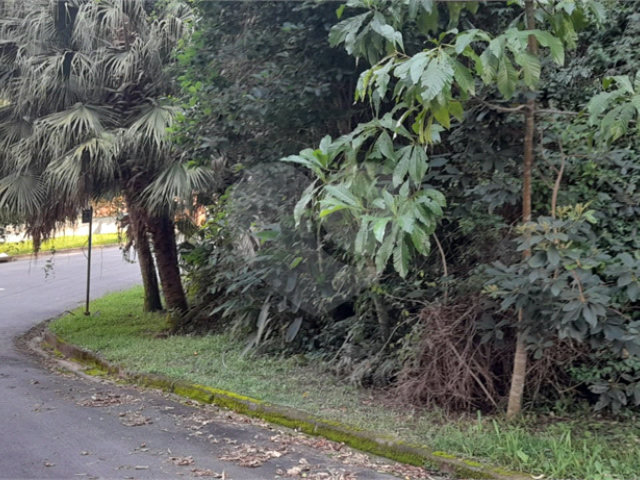 Terreno à venda no condomínio Alpes da Cantareira, Mairiporã - SP
