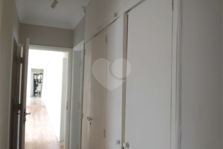 Apartamento à venda com 3 quartos, sendo 1 suíte, em Jardim Paulista, São Paulo, SP