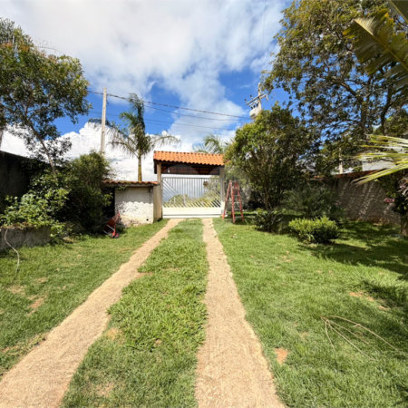 Chácara à venda com 3 quartos, sendo 1 suíte, no Centro, Araçoiaba da Serra, SP
