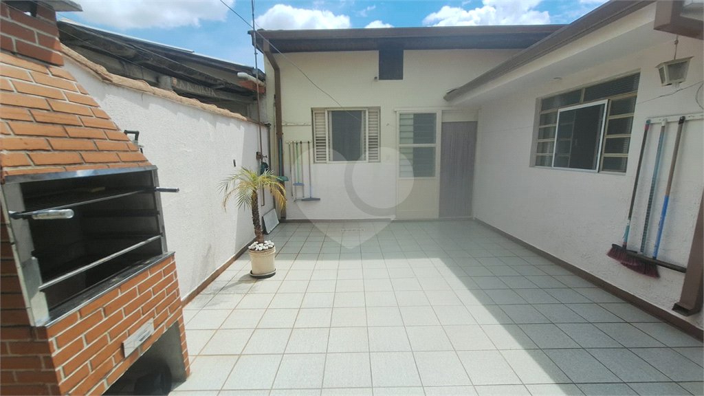 Casa à venda com 2 quartos em Vila Barcelona, Sorocaba, SP