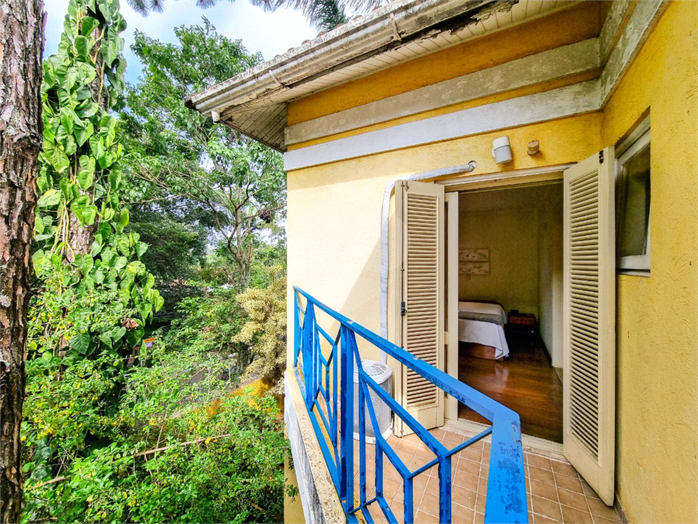 Casa à venda com 4 suítes no condomínio Annecy Village, São Paulo - SP