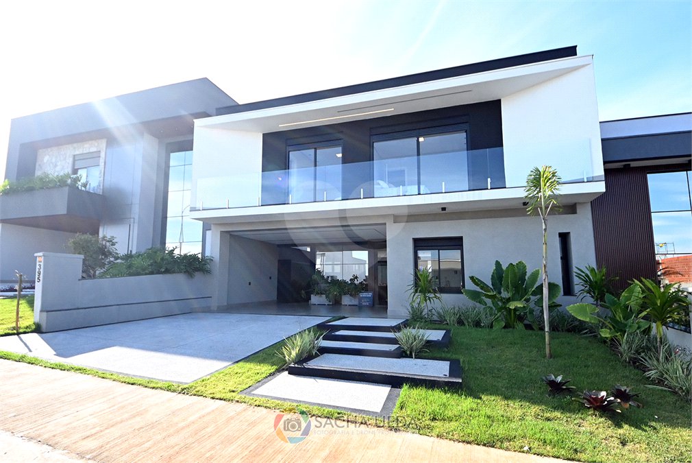 Casa à venda com 4 suítes no condomínio Residencial Dona Maria Candida, Indaiatuba - SP