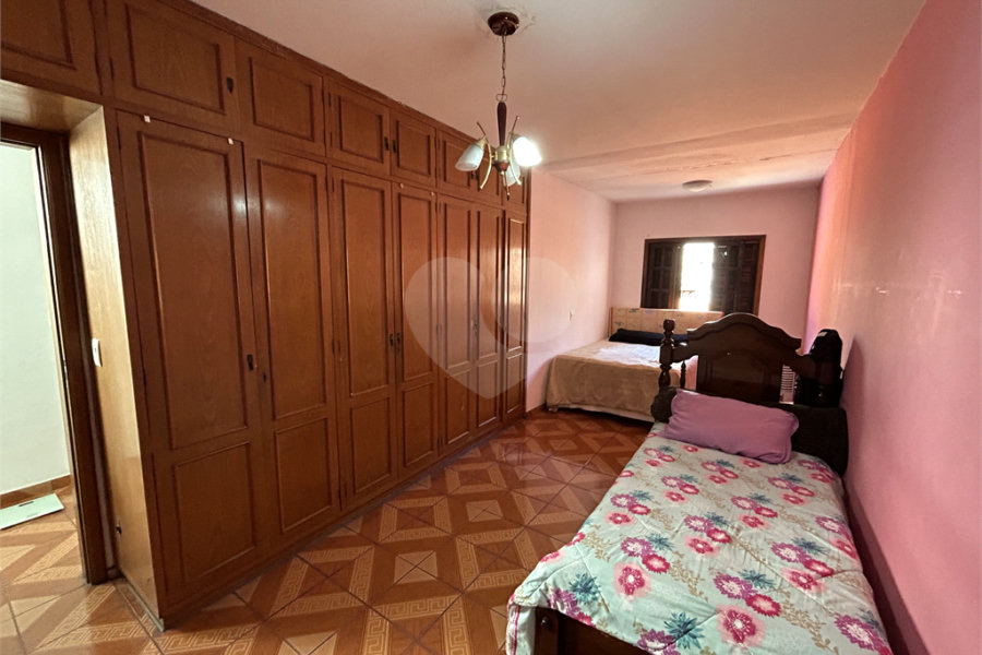 Sobrado à venda com 3 quartos em Tremembé, São Paulo, SP