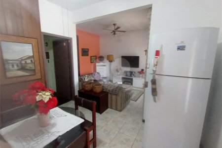 Casa à venda com 3 quartos, sendo 1 suíte,  no Centro, Mogi das Cruzes, SP