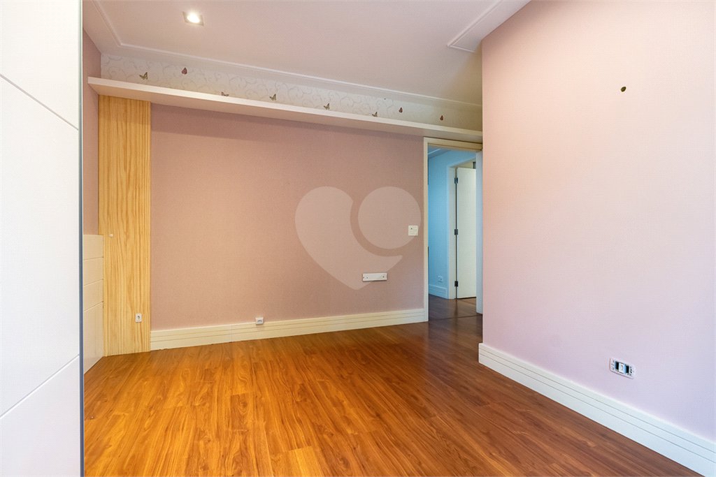 Casa à venda com 4 suítes no condomínio Las Cumbres, São Paulo - SP