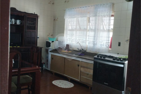 Chácara à venda com 3 quartos, sendo 1 suíte,  no Centro, Araçoiaba da Serra, SP
