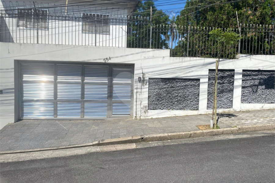Sobrado à venda com 3 quartos, sendo 1 suíte, em Tremembé, São Paulo, SP