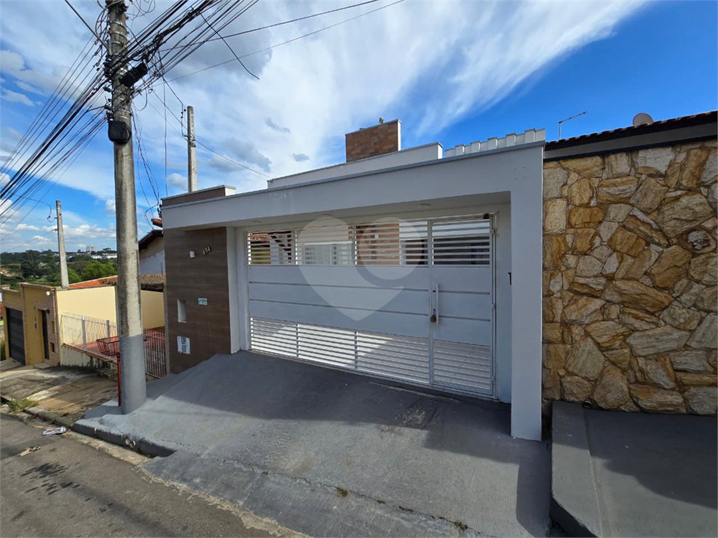 Casa para alugar com 3 quartos, sendo 1 suíte,  em Vila Rosa, Itapetininga, SP