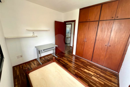 Casa Térrea à venda com 3 quartos, sendo 1 suíte,  em Cidade Universitária, Campinas, SP
