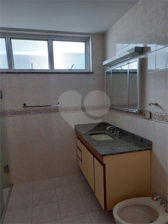 Sobrado à venda com 5 quartos, sendo 2 suítes,  em Tremembé, São Paulo, SP
