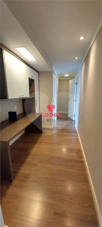 Apartamento à venda com 3 suítes em Jardim das Colinas, São José dos Campos, SP
