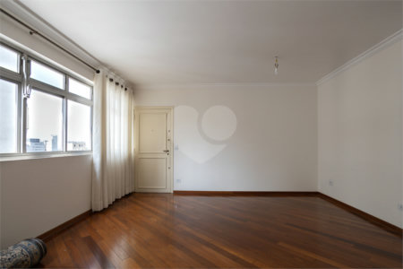 Apartamento à venda com 3 quartos, sendo 1 suíte, em Jardim Paulista, São Paulo, SP