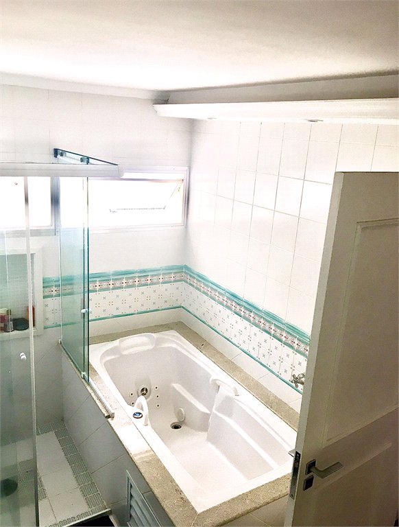 Apartamento à venda com 3 quartos, sendo 1 suíte, em Pinheiros, São Paulo, SP