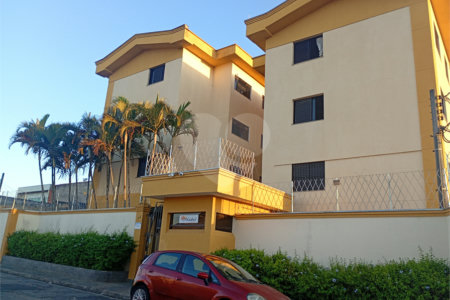 Apartamento à venda com 3 quartos, sendo 1 suíte, em Vila Oliveira, Mogi das Cruzes, SP