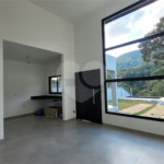 Casa Térrea à venda com 3 quartos, sendo 1 suíte,  em Pedra Vermelha (terra Preta), Mairiporã, SP