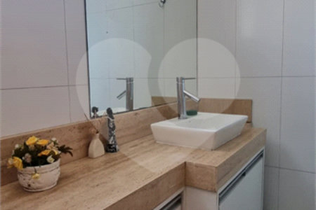 Apartamento à venda com 3 suítes em Santa Teresinha, São Paulo, SP