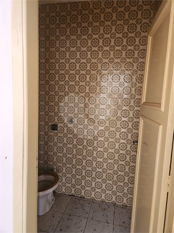 Sobrado à venda com 4 quartos, sendo 1 suíte, no Centro, Araraquara, SP