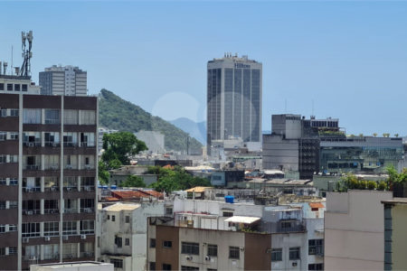 Apartamento à venda com 2 quartos em Copacabana, Rio de Janeiro, RJ