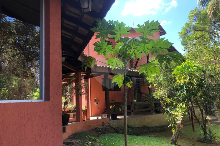 Casa à venda com 3 suítes no condomínio Sausalito, Mairiporã - SP