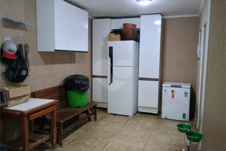Casa à venda com 4 suítes em Jardim Bom Clima, Guarulhos, SP