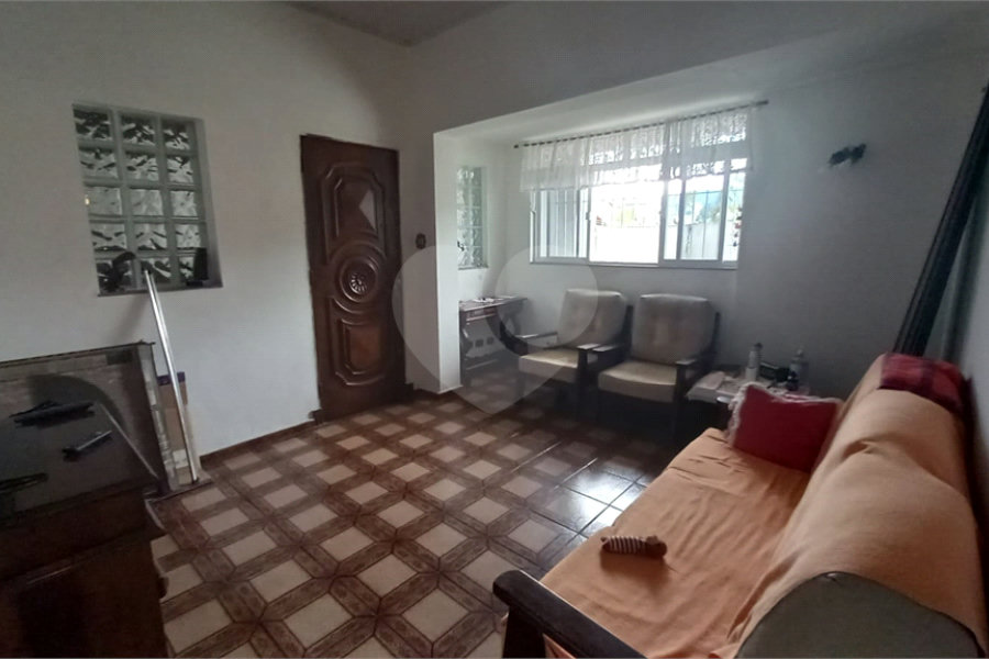 Sobrado à venda com 5 quartos em Tremembé, São Paulo, SP