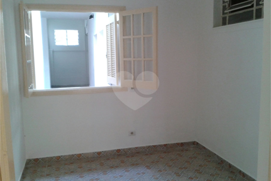 Sobrado à venda com 4 quartos em Santana, São Paulo, SP