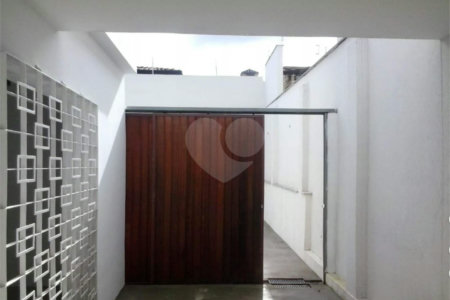 Casa à venda com 4 suítes em Vila Cordeiro, São Paulo, SP