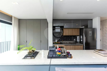 Apartamento à venda com 3 quartos, sendo 1 suíte,  em Vila Olímpia, São Paulo, SP