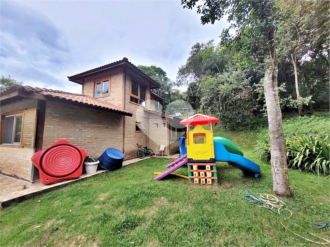 Casa à venda com 3 quartos, sendo 1 suíte, em Serra da Cantareira, Mairiporã, SP