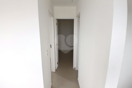 Apartamento à venda com 2 quartos em Vila dos Remédios, São Paulo, SP