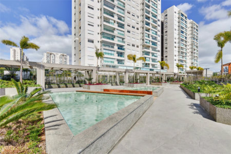Apartamento à venda com 3 quartos, sendo 2 suítes, em Santo Amaro, São Paulo, SP
