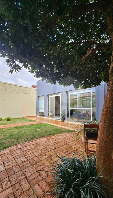 Casa à venda com 2 suítes no Centro, Ponta Porã, MS