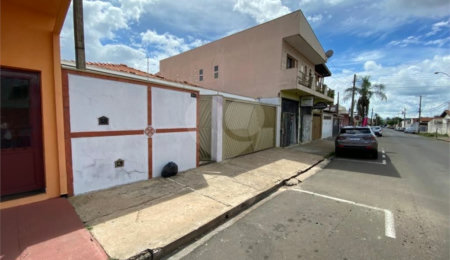 Casa à venda com 3 quartos, sendo 1 suíte,  em Parque Residencial Maria Stella Faga, São Carlos, SP