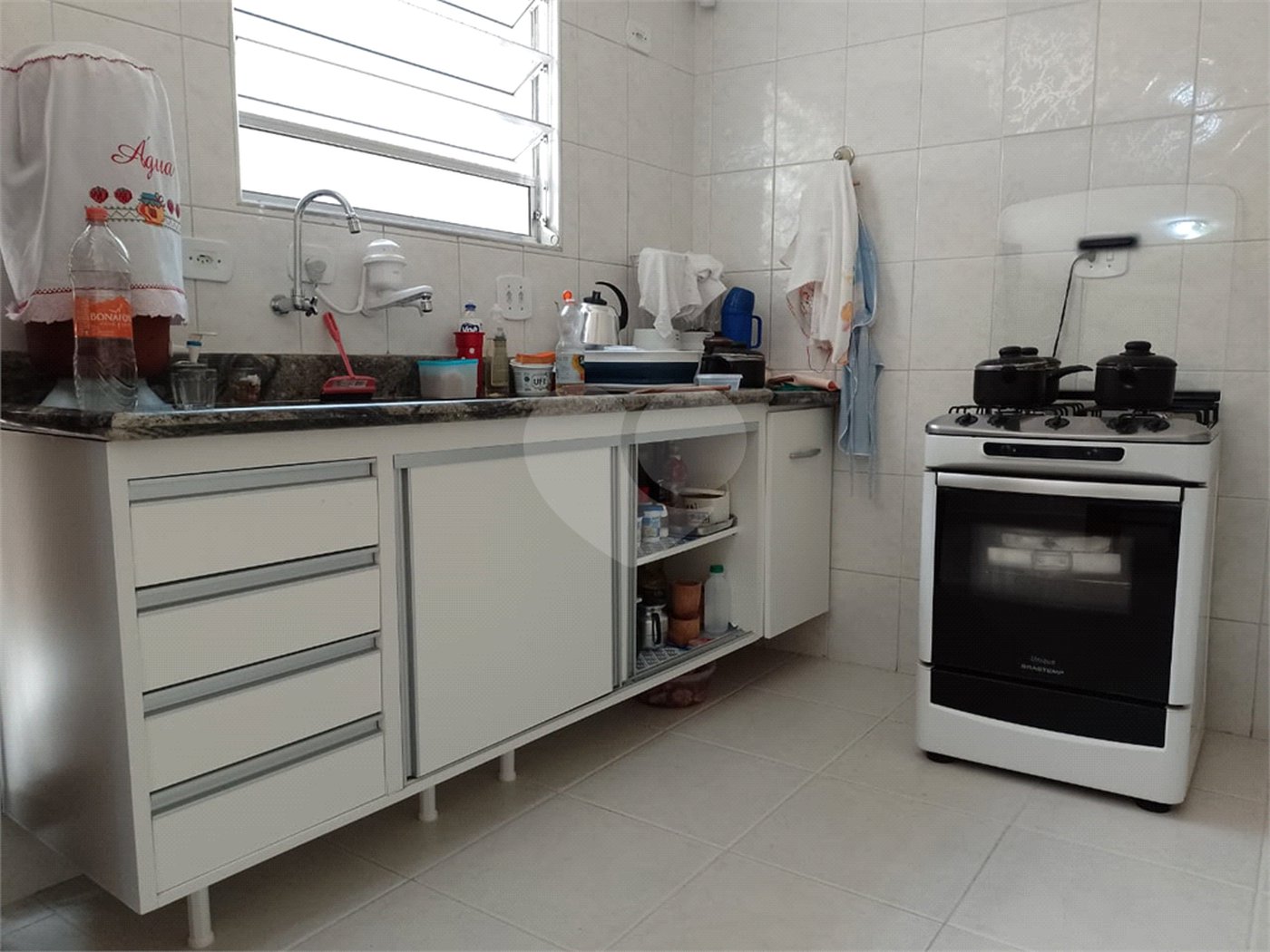 Sobrado à venda com 3 quartos, sendo 1 suíte,  em Vila Santo Estéfano, São Paulo, SP