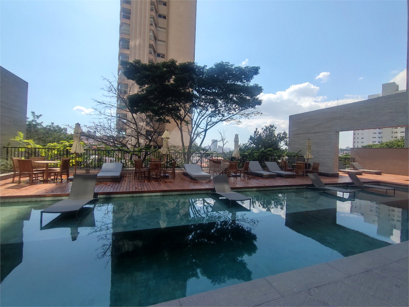 Apartamento à venda com 3 suítes em Jardim Vila Mariana, São Paulo, SP