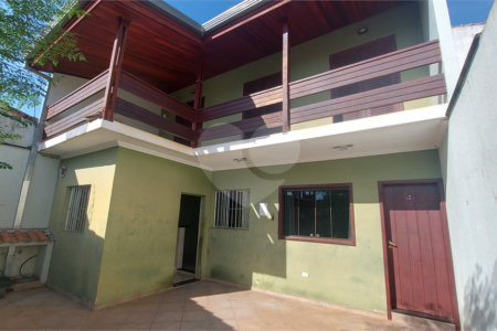 Sobrado à venda com 3 quartos, sendo 1 suíte, em Wanel Ville, Sorocaba, SP