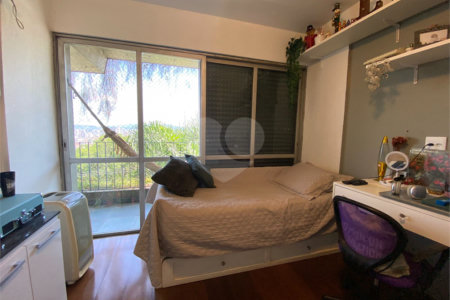 Apartamento à venda com 3 quartos, sendo 1 suíte,  em Vila Romana, São Paulo, SP