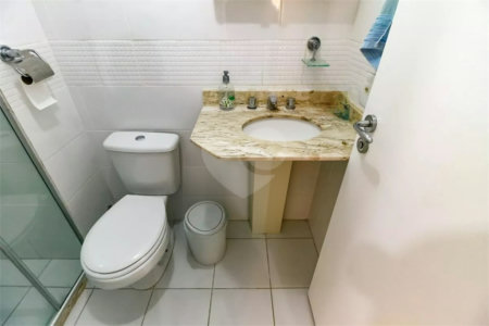 Apartamento à venda com 3 quartos, sendo 1 suíte,  em Lar São Paulo, São Paulo, SP