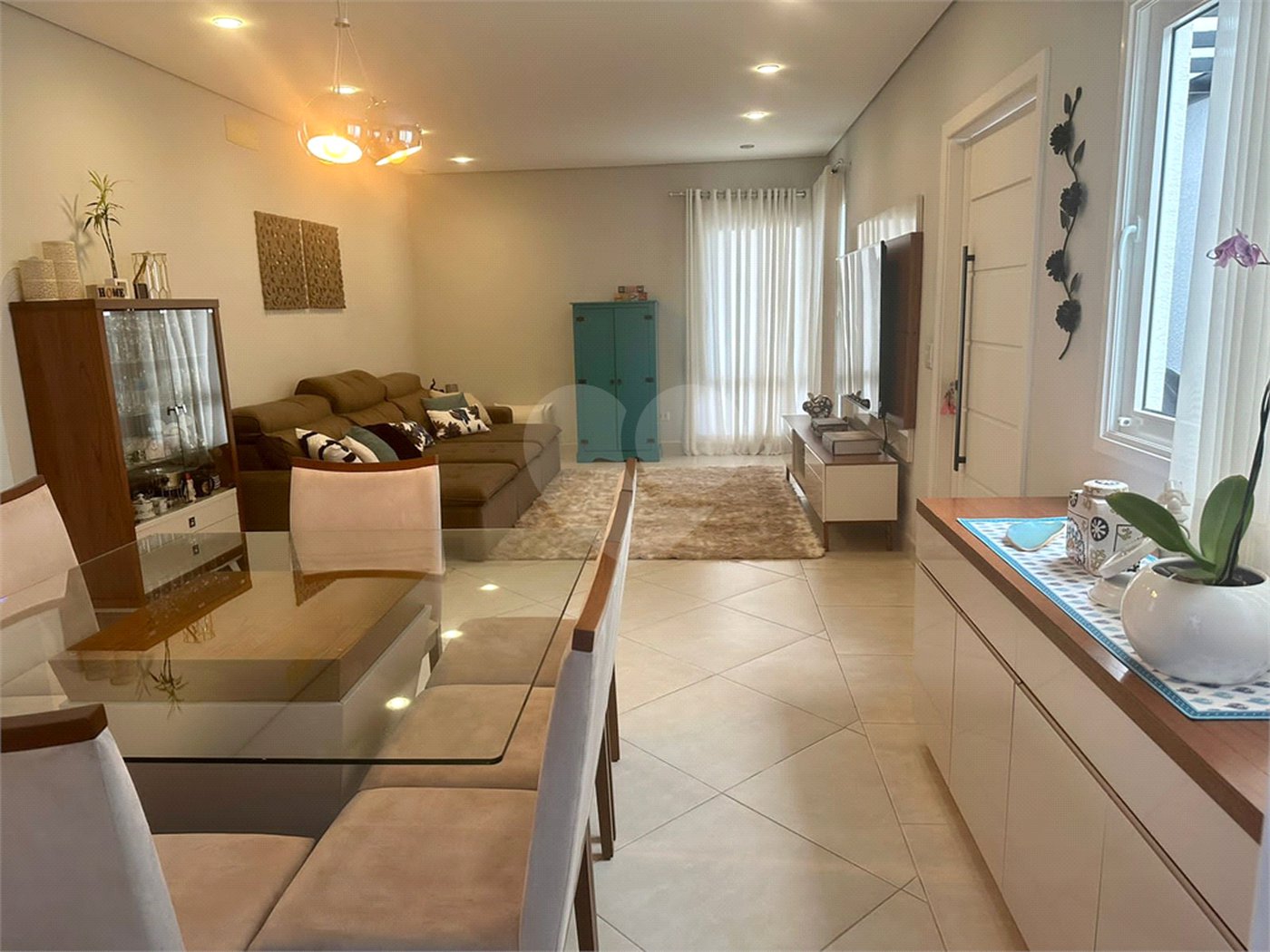 Casa à venda com 4 suítes em Nova Gardênia, Atibaia, SP