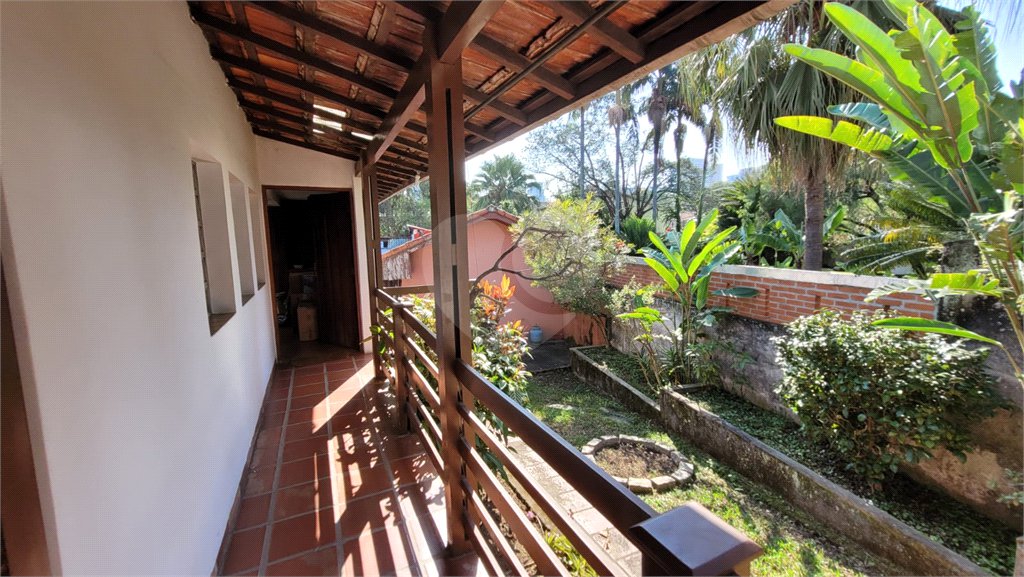 Casa Térrea à venda com 2 quartos, sendo 1 suíte, em Alto da Boa Vista, São Paulo, SP