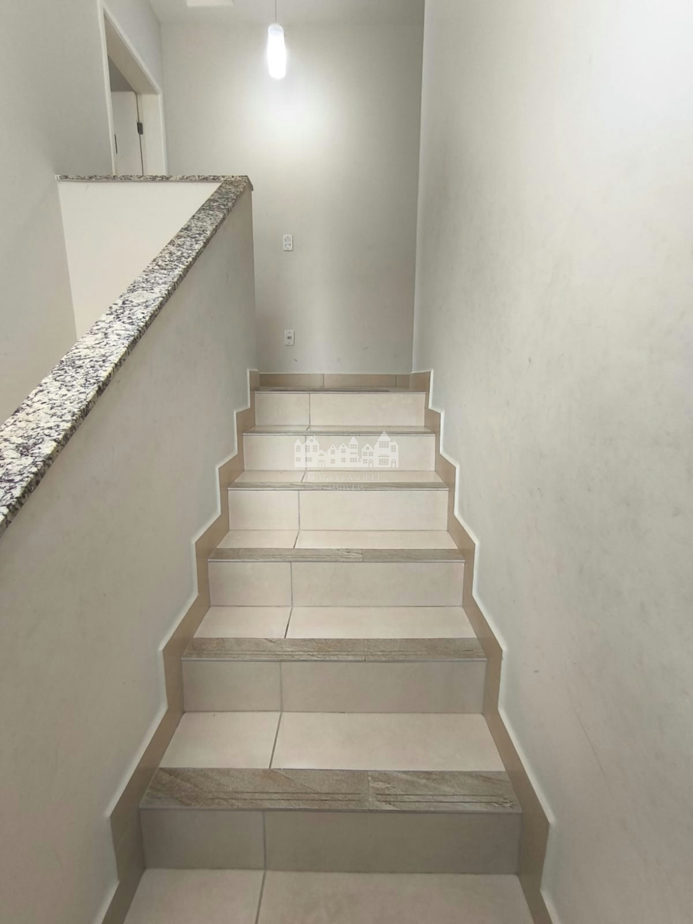 Casa à venda com 3 suítes em Jardim Maristela, Atibaia, SP