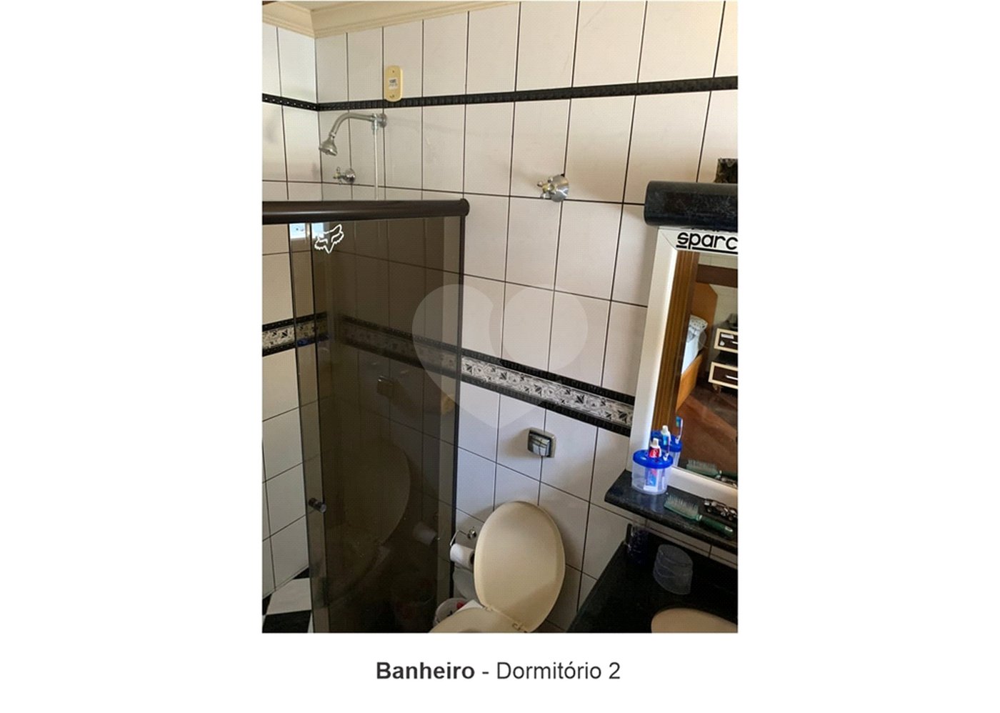 Casa à venda com 4 quartos, sendo 2 suítes, no condomínio Aruã, Mogi das Cruzes - SP
