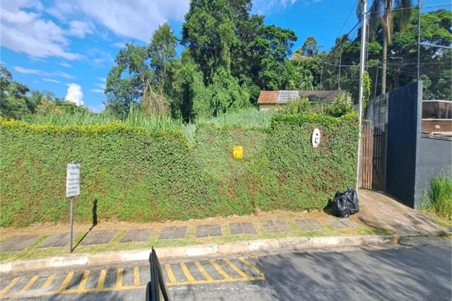 Terreno à venda em Horto, São Paulo, SP