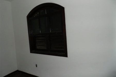 Casa à venda com 5 quartos, sendo 3 suítes, em Vila São Francisco, São Paulo, SP