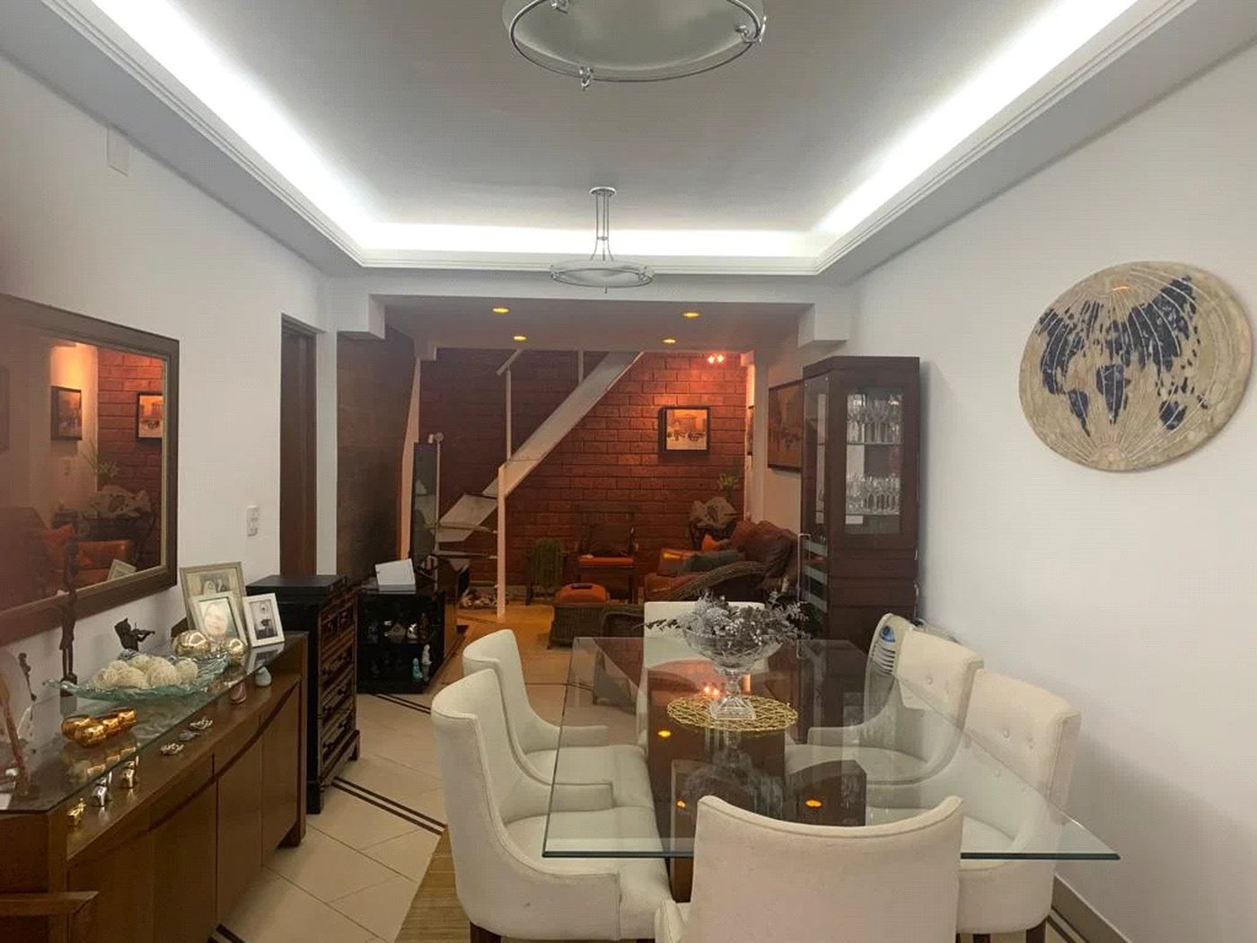 Casa à venda com 3 quartos, sendo 1 suíte, no condomínio Greenland, São Paulo - SP