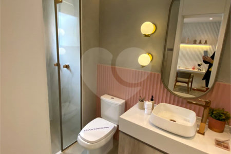 Apartamento à venda com 3 suítes em Campo Belo, São Paulo, SP