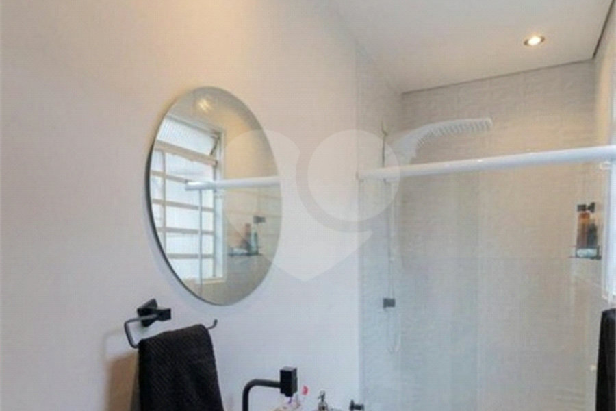 Sobrado à venda com 4 quartos em Santana, São Paulo, SP