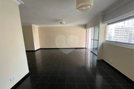 Apartamento à venda ou para alugar com 2 quartos, sendo 1 suíte,  em Itaim Bibi, São Paulo, SP